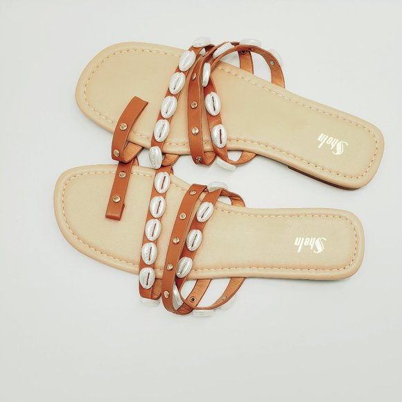 Shell Sandals - Picture 2 of 2
